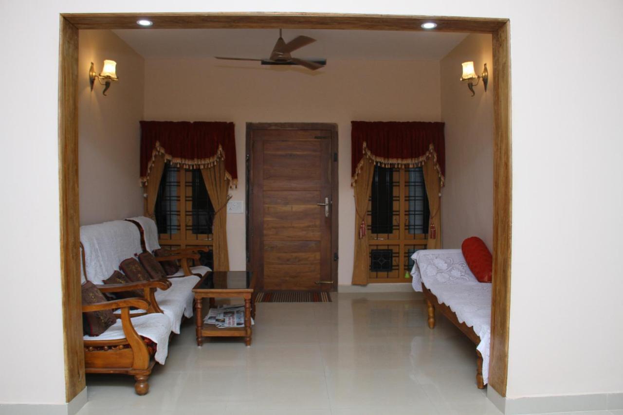 Anand Homestay Kattappana Ngoại thất bức ảnh